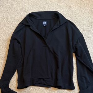 🚨5/$25!! GAP Women's Classic Black Sweatshirt